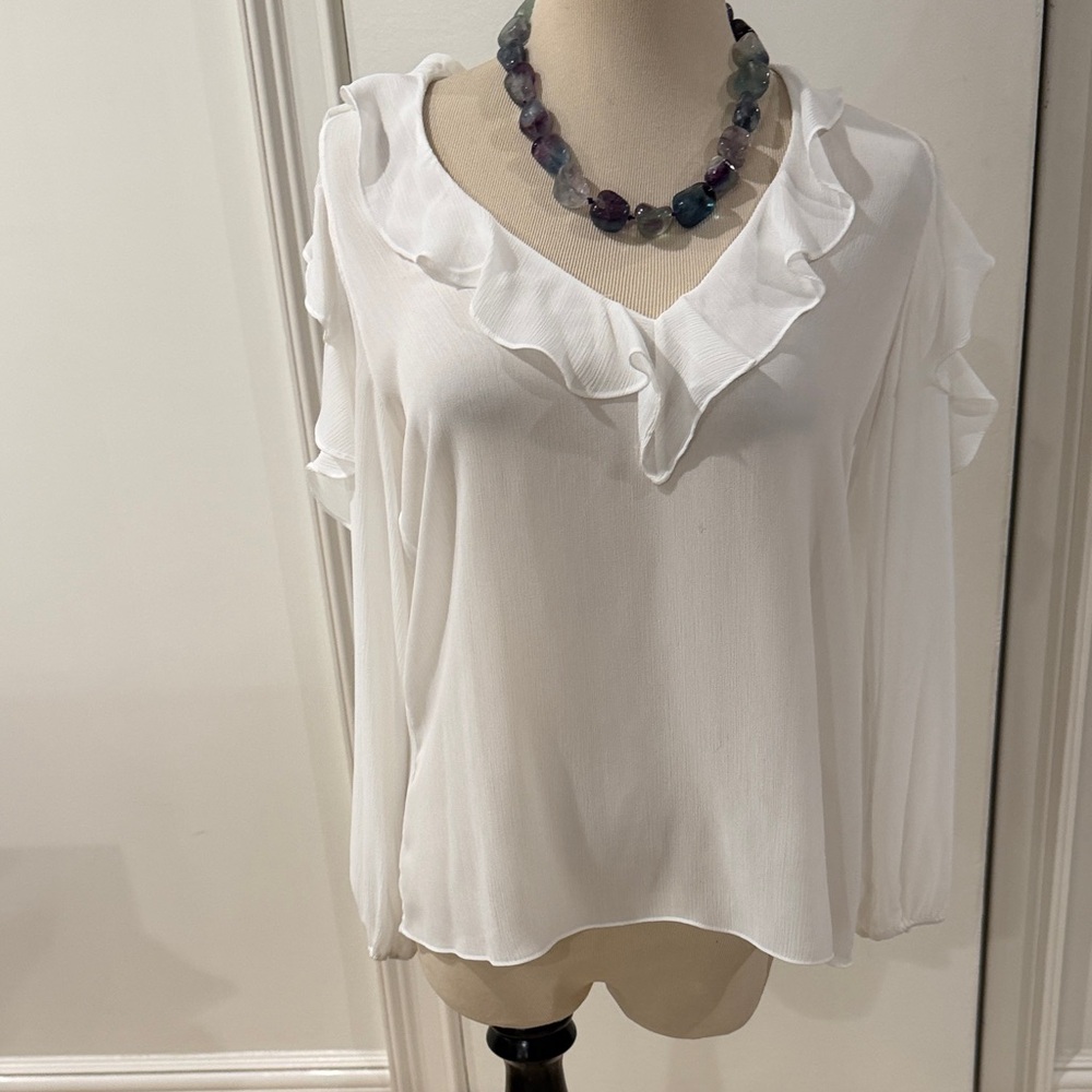 Alice + Olivia Pure White Chiffon Ruffled Blouse. XS